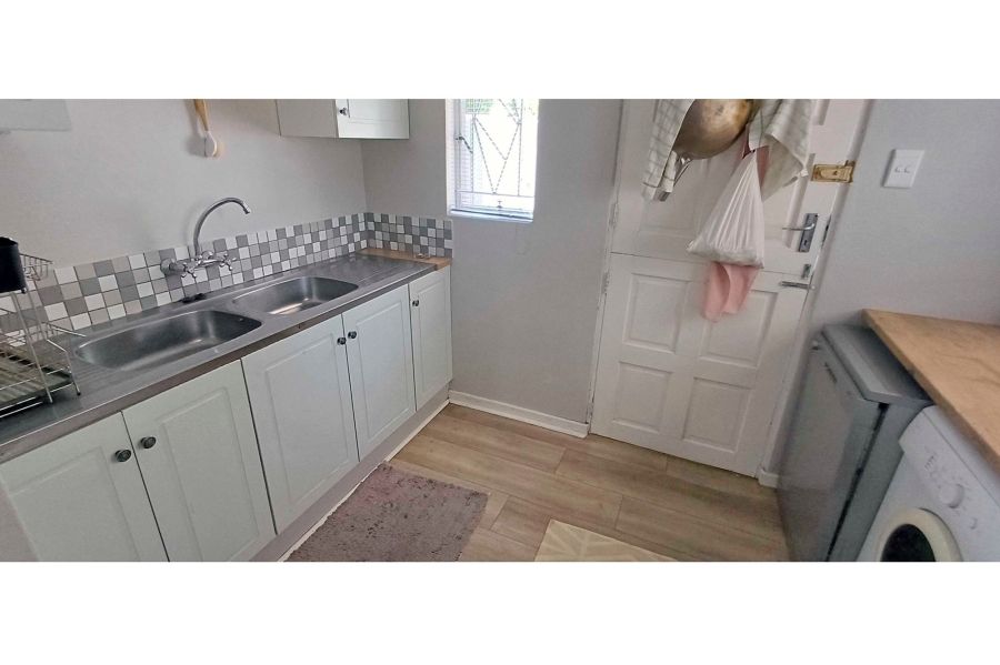 4 Bedroom Property for Sale in Jim Fouchepark Free State